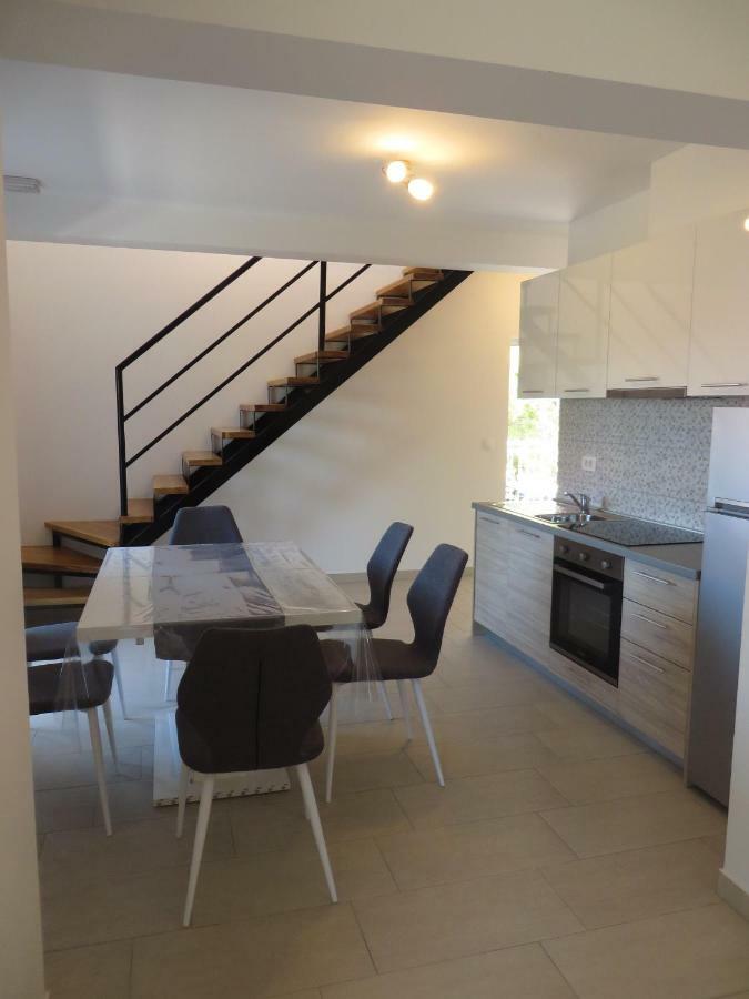 Luka Apartments Biograd Na Moru Exteriör bild